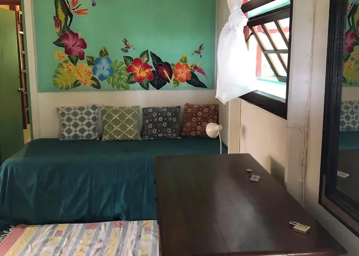 Enchanting 2 Bedrooms With View Rodney Bay - Apt 21