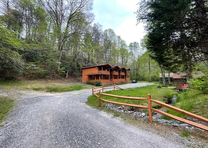 Amazing Cabin Fireplace And Stream #11