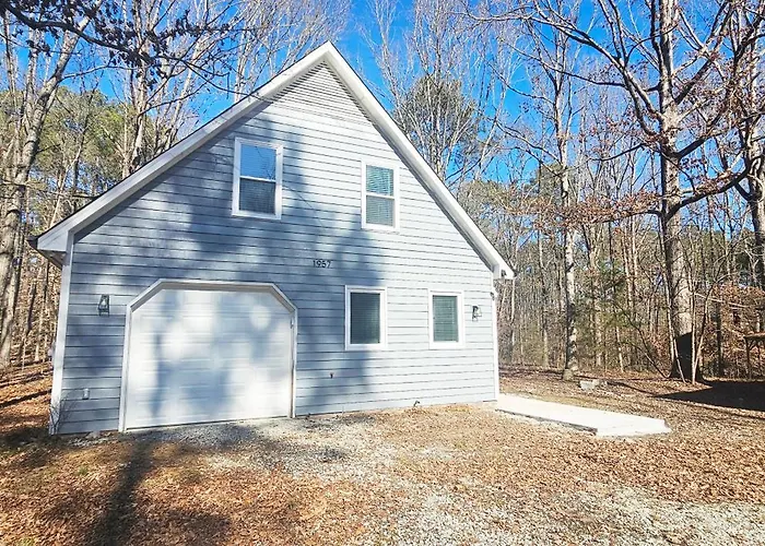 The Guesthouse At Pine Forest Hideaway - Near Jordan Lake & 12 Minutes To Unc