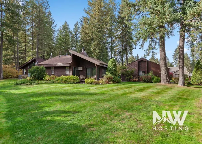 Twin Lakes Village Home Golf Retreat Community Pool Corner Lot And Single Level Living