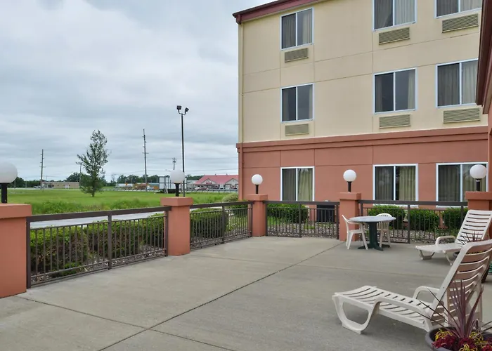 Red Roof Inn Clyde