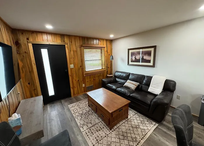 Sportsman Lodge Melrose Mt
