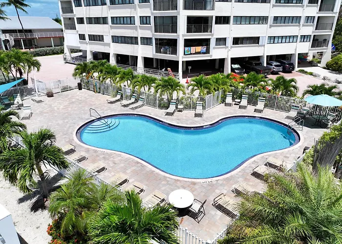 Villa Valbuena Gem Key Largo 2 Kings Marina Pickleball Tennis 3 Pools Remodeled 2025