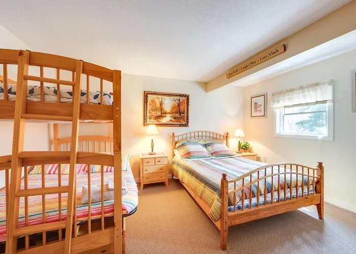 Loon Mountain Townhome W/ Pool + Slope Views!