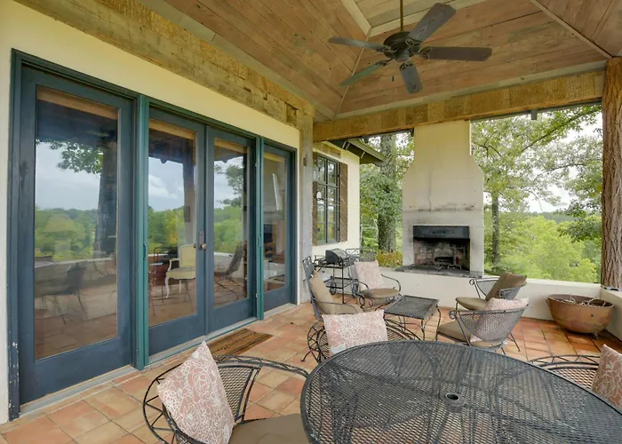 Views & Trails: Horse Farm Home In Campobello!