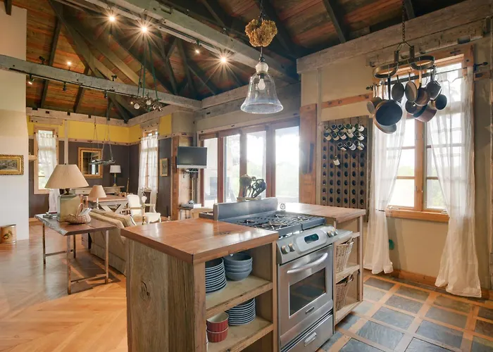 Views & Trails: Horse Farm Home In Campobello!