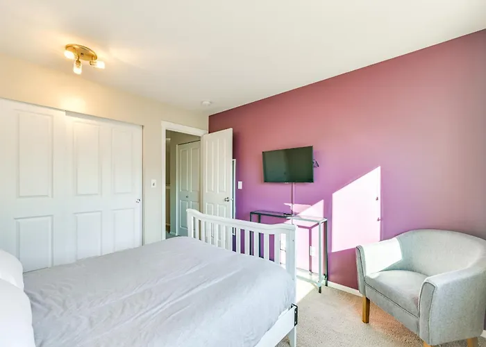 Spacious Kent Home W/ Patio Near Seatac Airport
