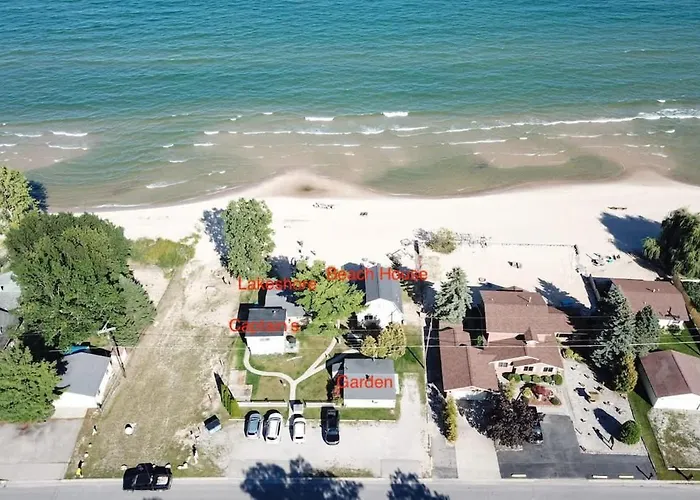 Beach Club Of Oscoda Beach House On Lake Huron