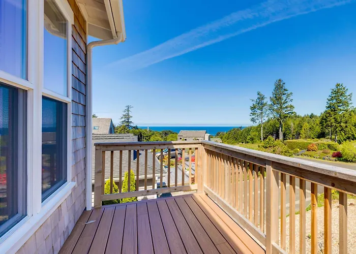 Modern Arch Cape Home: Ocean View, Steps To Beach!