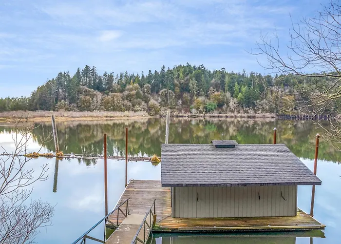 Stay In Lakeside-Lake Front Luxe