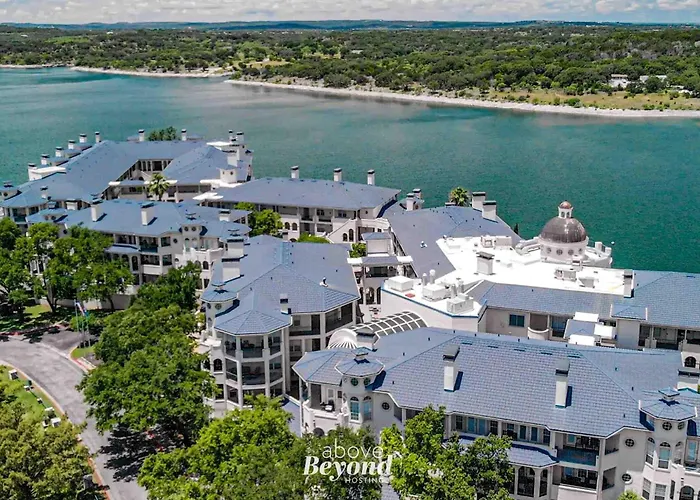 Spacious 3Br Lakefront Sunset Condo W Restaurant
