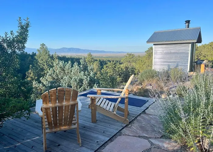 Peaceful Mt Top Earthship Retreat With Sauna & Views