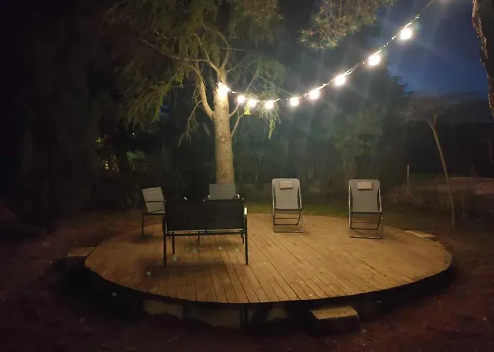 Appartement avec grand jardin et parking, Uzès
