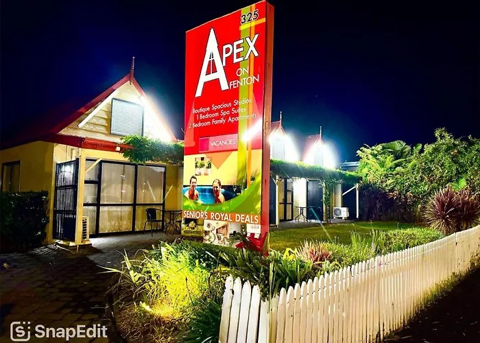 Apex On Fenton Motel