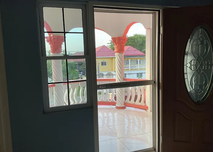 A Taste Of Jamaica Lavern'S Place