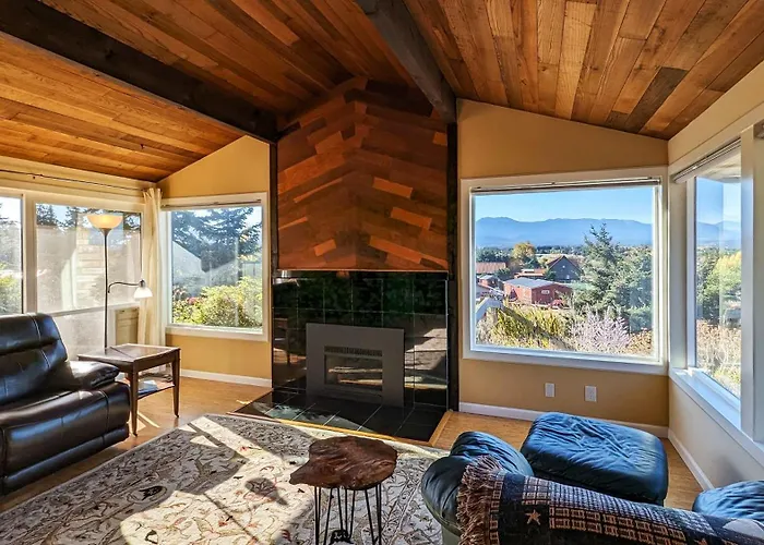 Sq Olympic-View-Cottage