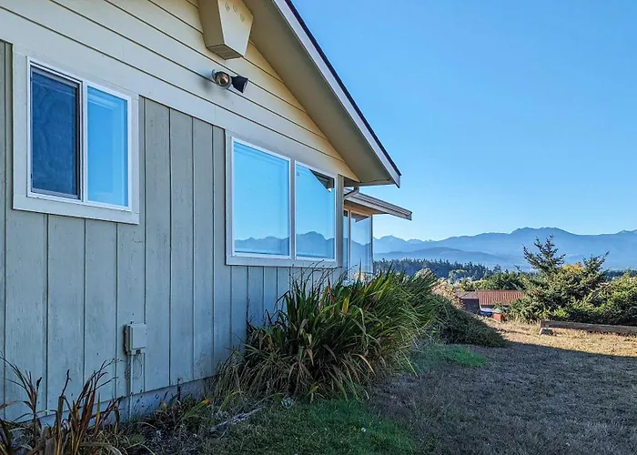 Sq Olympic-View-Cottage
