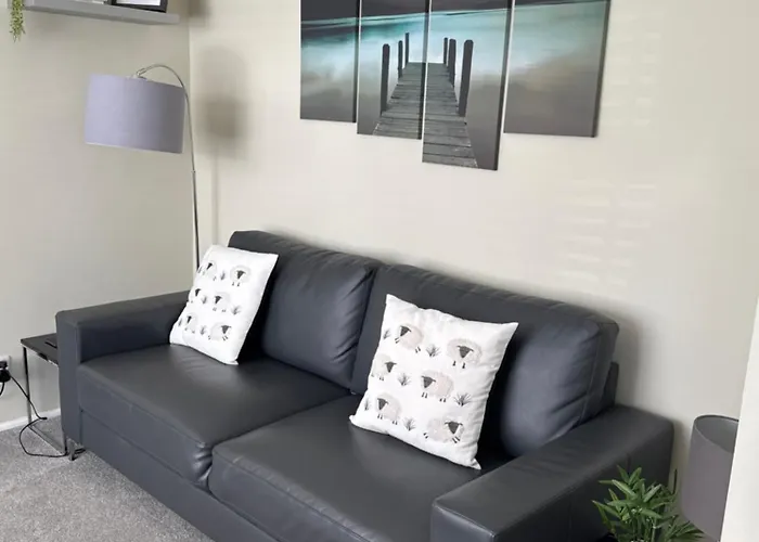 'Benson View' - 2 Bedroom Lake District Home