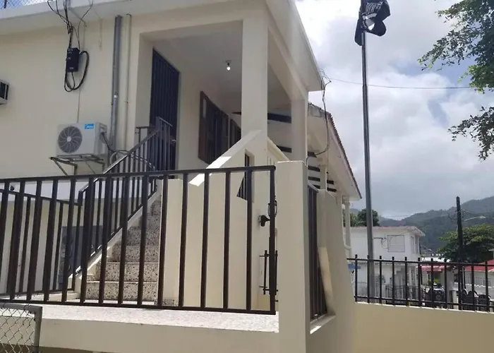 Jayuya Cozy Aparment With Wi-Fi, Free Parking And Ac