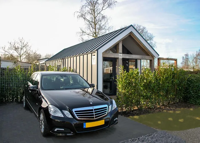 Lobsters Lodge In Heinkenszand ' Wellness Accommodation With Wood-Fired Hottub, Private Sauna And Outdoor Shower ' Airco'S ' Free Wifi ' Complimentary Bed Linen And Towels