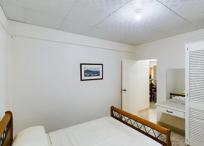 2 Bedroom Apartment Close To Pos