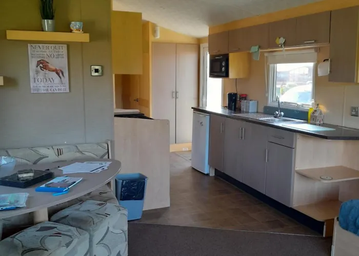 L90 Holiday Home