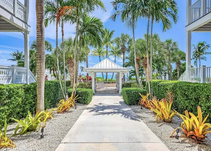 Anglers Reef Islamorada 2Br 3Ba Oceanview Home In Gated Community With Resort Style Pool, Private Beach And Marina