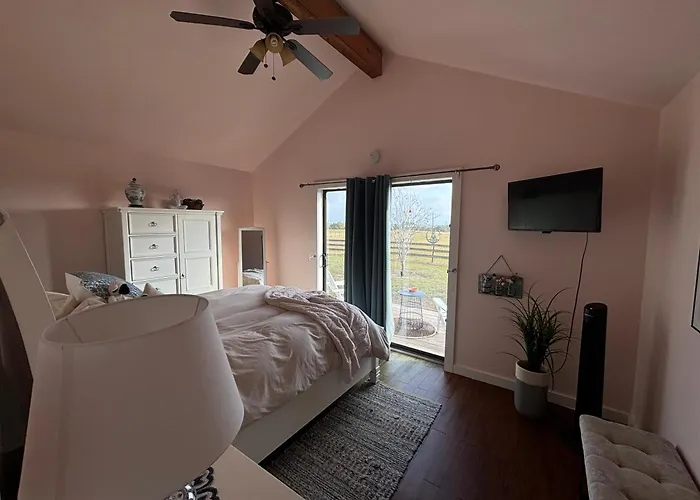 Skull Creek Ranch Cottage