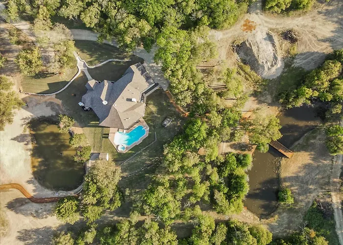 22-Acres Mansion - Pool Party Venue Games & More