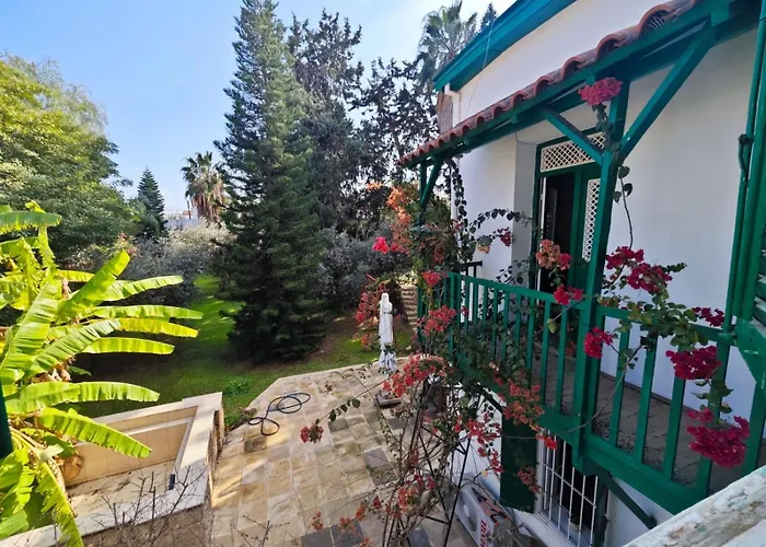 Galetta House