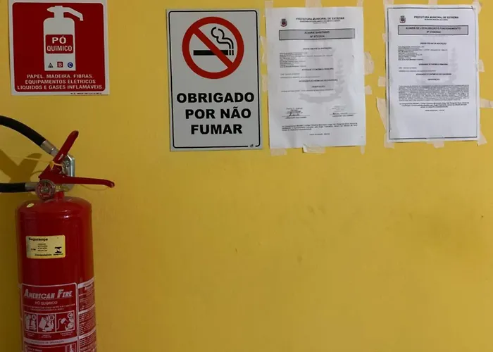 Office Hostel CENTRO Pousada climatizada Quartos privativos emitimos nota fiscal 24 h