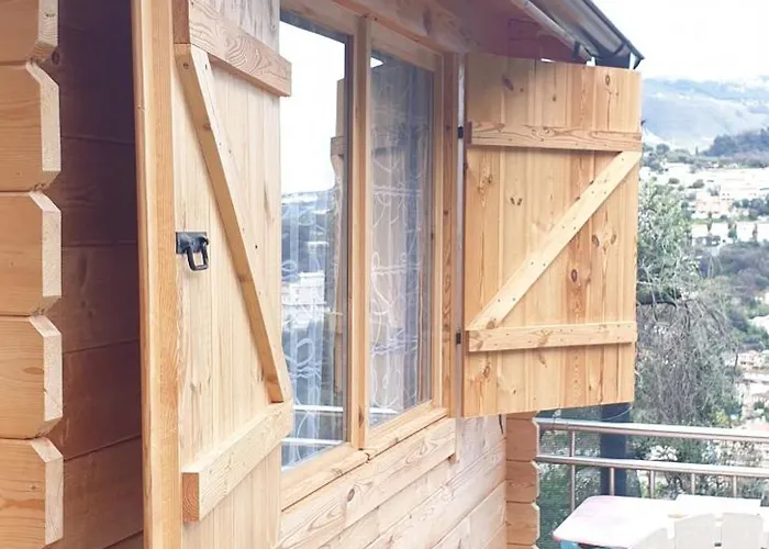 Mini Chalet Nature Proche Mer A Menton