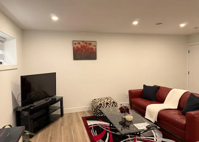 Calm & Cozy Private Suite