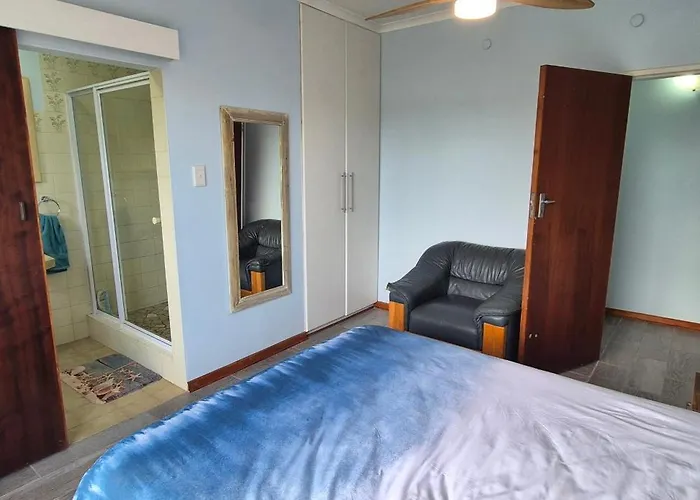 The Barefoot Nook