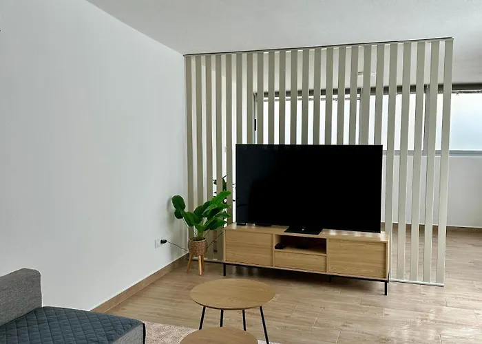 Beach, Please!