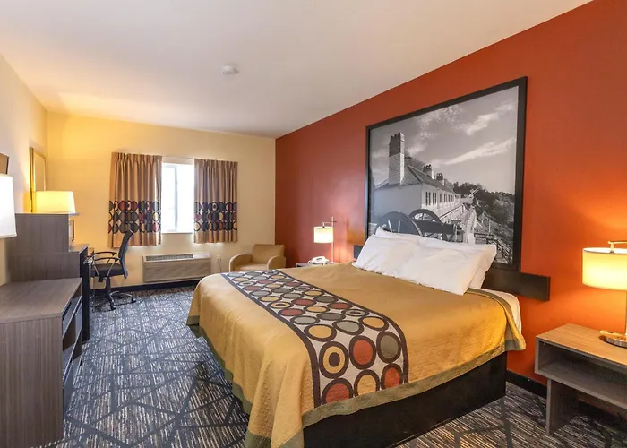 Super 8 By Wyndham Big Rapids