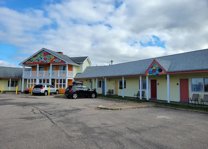 Annapolis Royal Inn & Suites