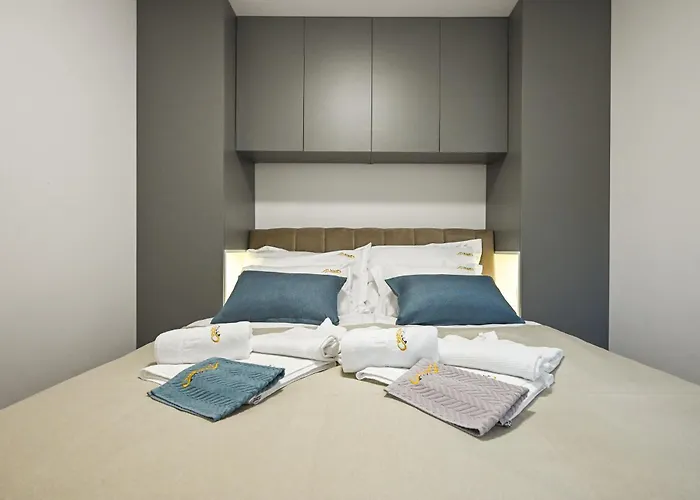 Luxury Villas Travera