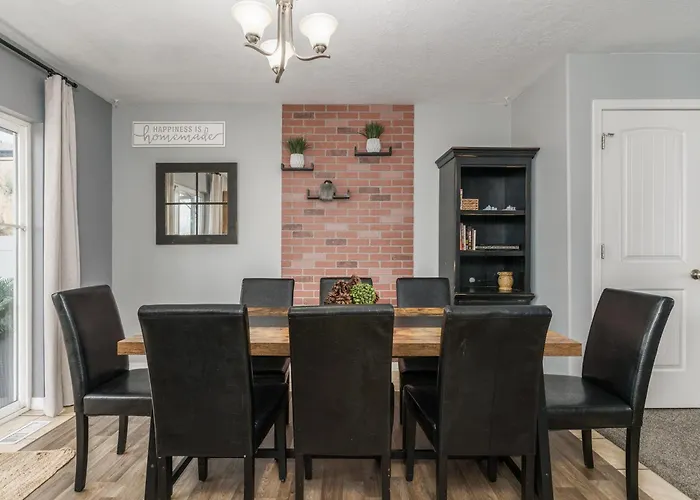Mountain-View Townhouse
