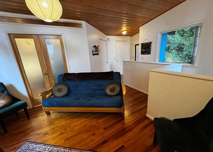 Ravens Nest Tranquil Forest Suite 5 Min To Downtown Arcata With Stunning Redwood Views