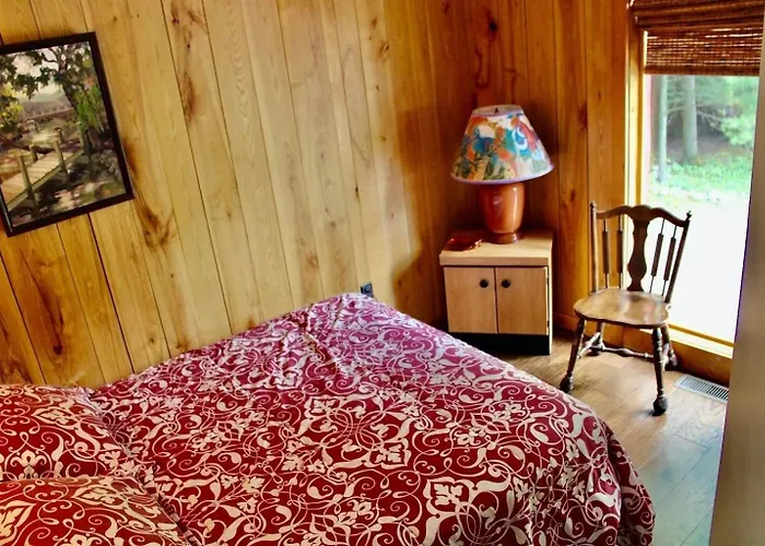 Cozy Currents Cottage