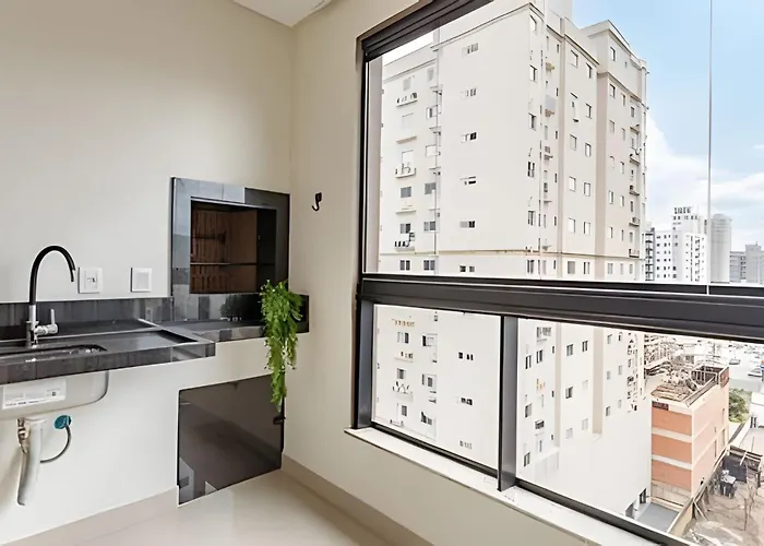Conforto, Churrasqueira, Ar Cond., Porto Belo