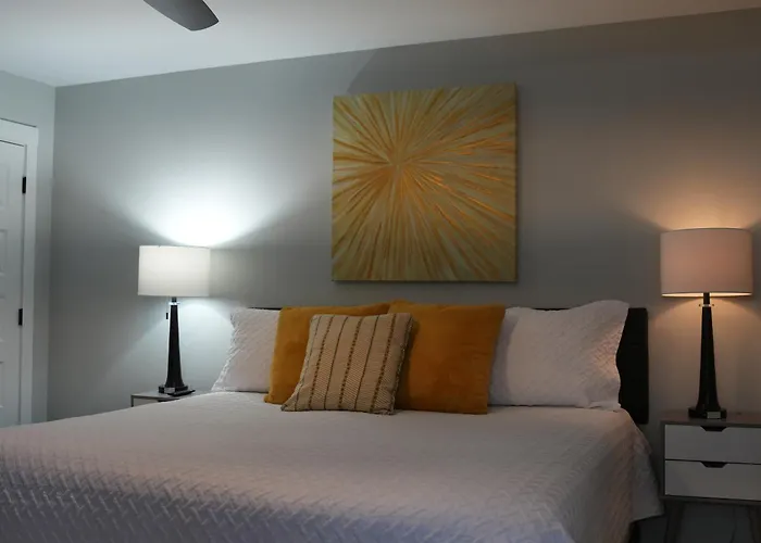 Winter @ Golden Goose: New Build, King Bed
