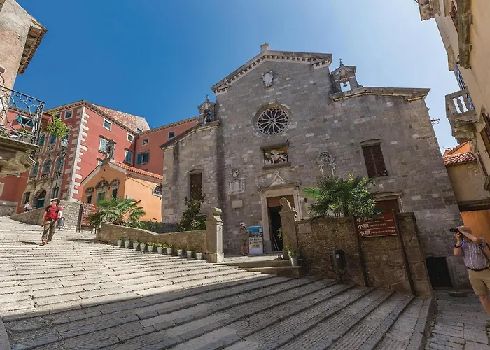 3 Bedroom Cozy Home In Rabac