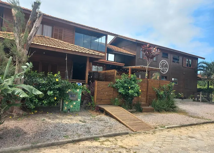 La Tatuira, Cabana Amarela