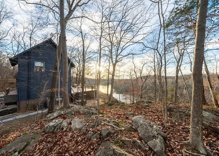 Exclusive Wooded Chalet W Magnificent River Views