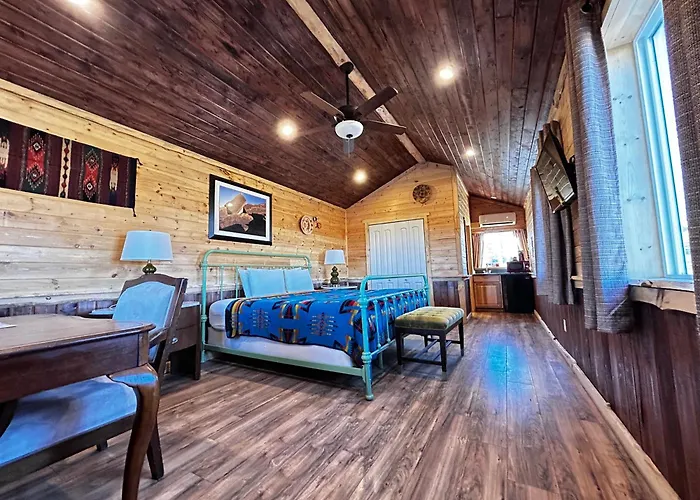 The Rim Rock Inn