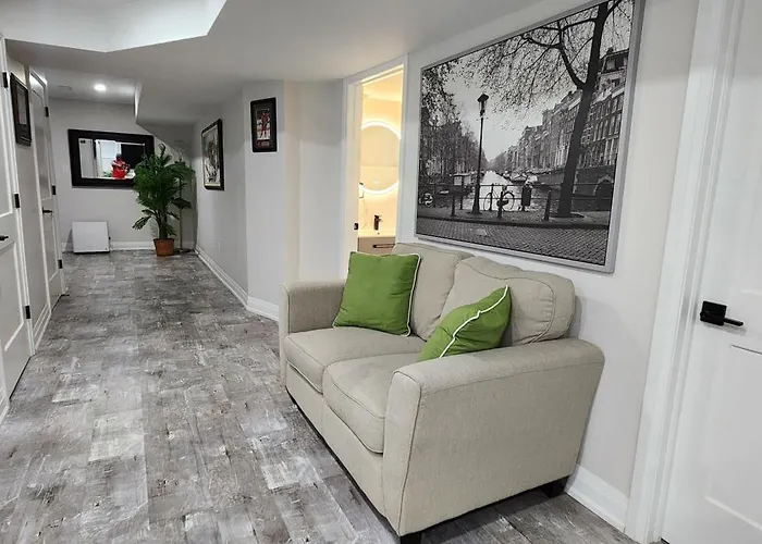 Entire 2 Bedroom Apartment In Kitchener