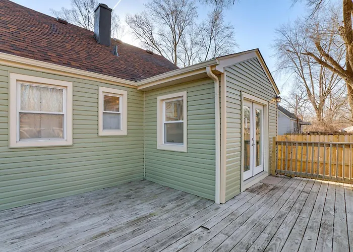 3 Mi To Hard Rock Casino: Charming Home In Gary!