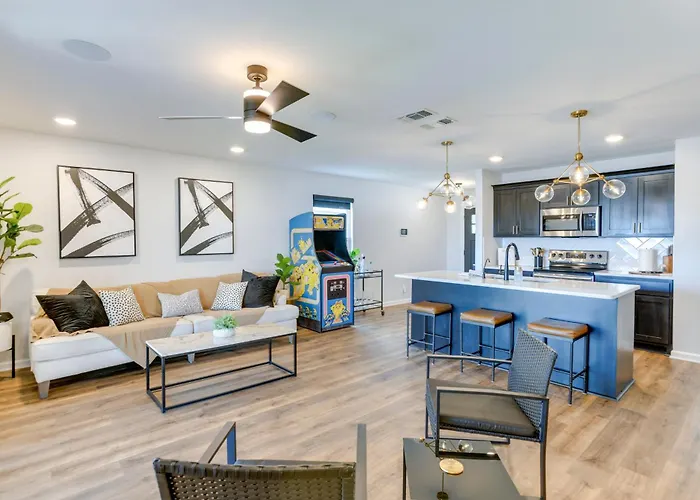 Lakefront Home W/ Dock & Patio In San Angelo!